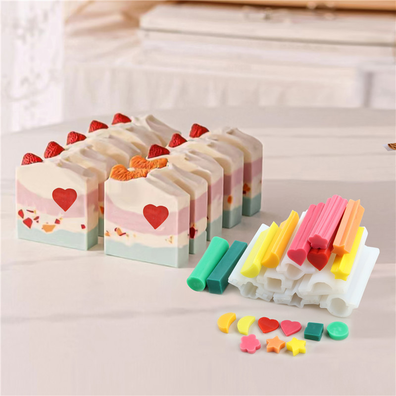 ミニ12cmシリコンチューブ型 クラフト用 石鹸 キャンドル - Candle Making Youtube のレビューと価格